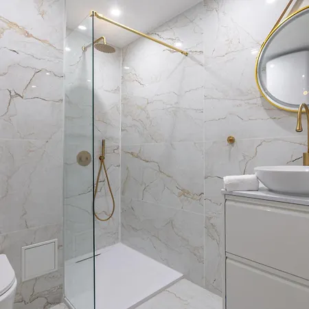 Appartement Superbe Refait Neuf *